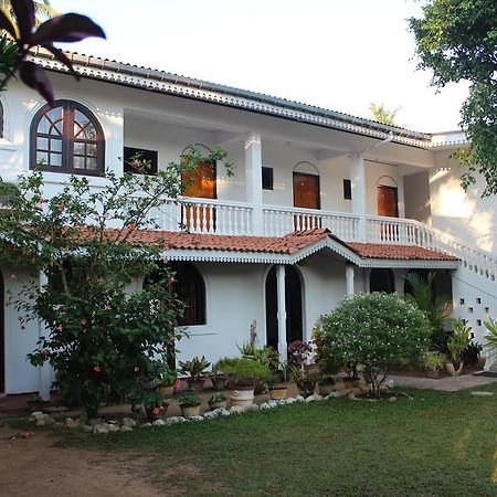 Hideaway Hikkaduwa Hotel Bagian luar foto